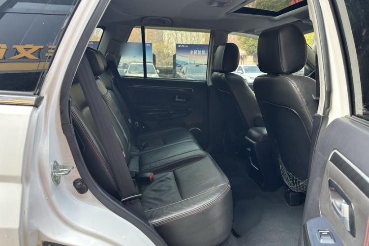 Used Haval H5 Classic 2015 2.0T Manual 4x4 Prestige Version Interior 2