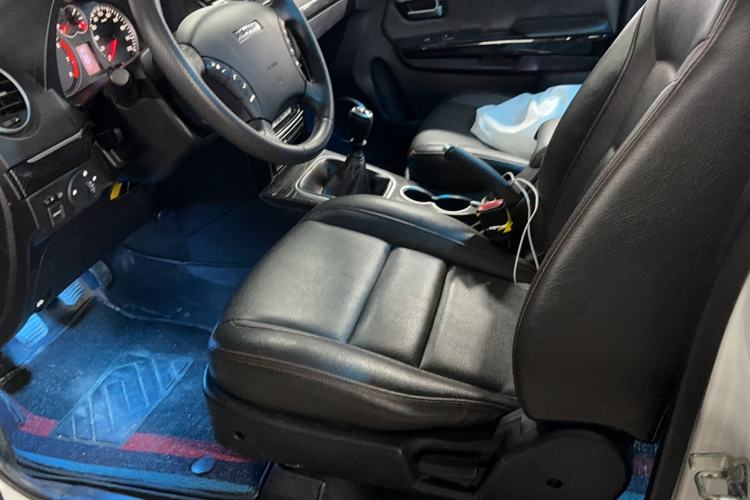 Used Haval H5 Classic 2015 2.0T Manual 4x4 Elite Edition Left Front Seat