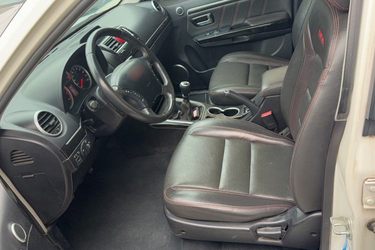 Used Haval H5 Classic 2015 2.0T Manual 4x4 Elite Edition Left Front Seat