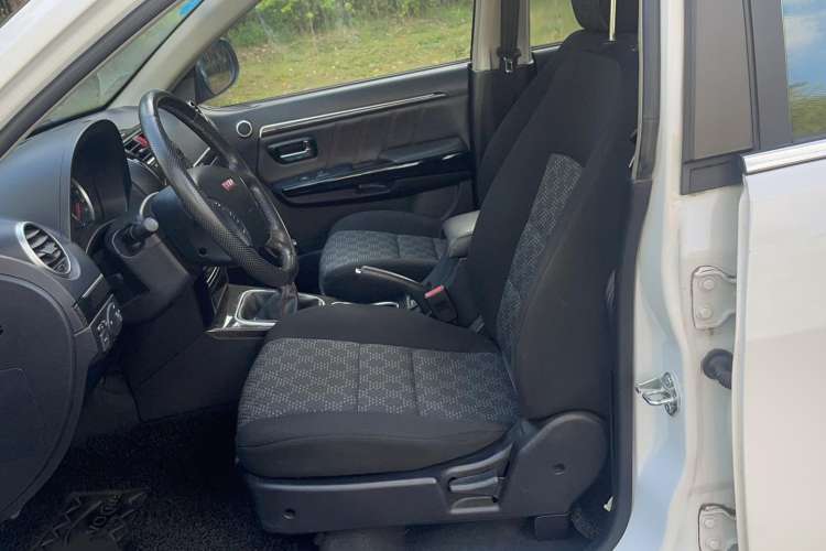 Used Haval H5 Classic 2015 2.0T Manual Two-Wheel Drive Advanced Version Left Front Seat