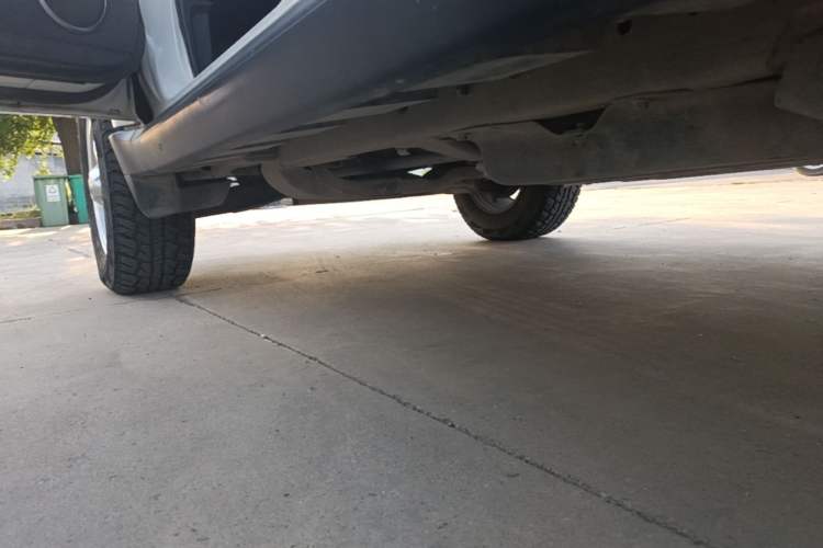 Used Haval H5 Classic 2015 2.0L Manual Two-Wheel Drive Entry-Level Trim Left Side Sill