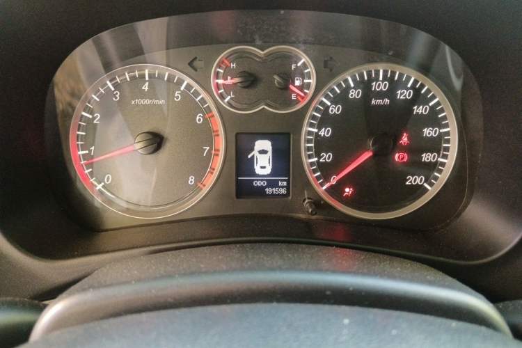 Used Haval H5 Classic 2015 2.0T Manual 4x4 Elite Edition Odometer Close Up