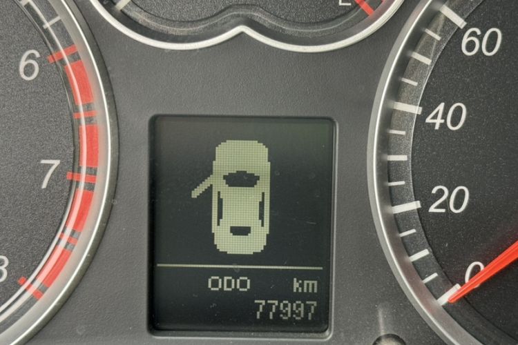 Used Haval H5 Classic 2015 2.0T Manual 4x4 Elite Edition Odometer Close Up