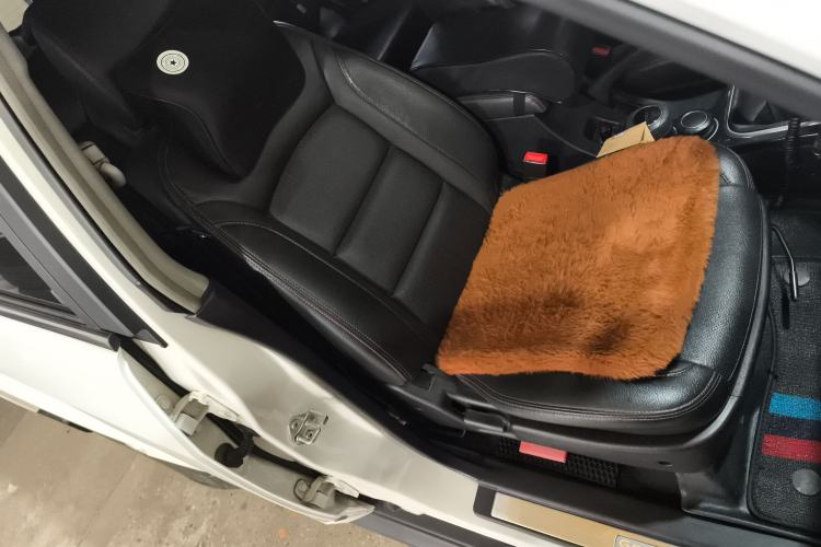 Used Haval H5 Classic 2015 2.0T Manual 4x4 Elite Edition Right Front Seat