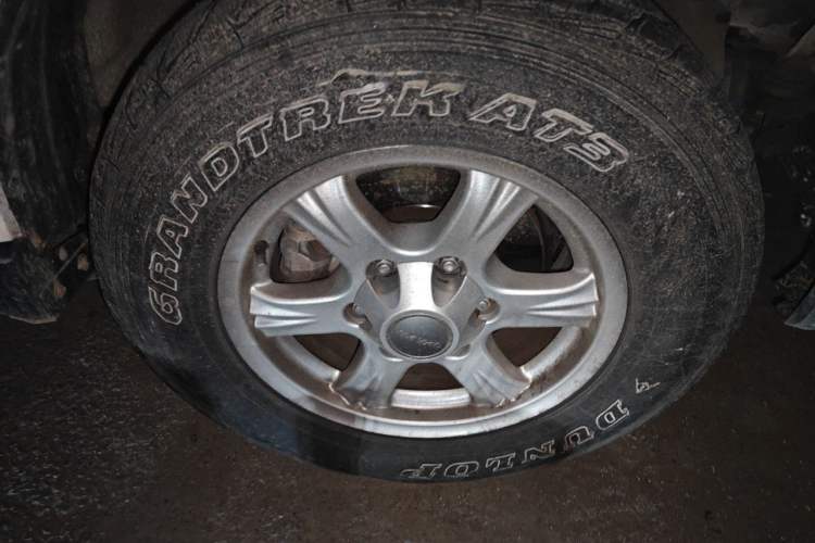 Used Haval H5 Classic 2015 2.0T Manual 4x4 Advanced Trim Right Front Wheel Hub