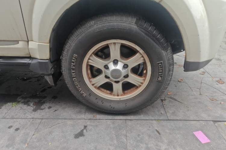 Used Haval H5 Classic 2015 2.0T Manual Two-Wheel Drive Advanced Version Right Front Wheel Hub