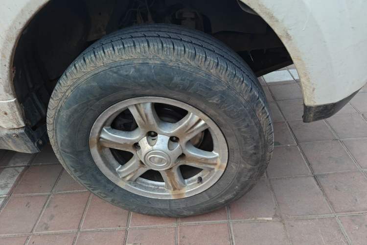 Used Haval H5 Classic 2015 2.0T Diesel Manual 4x4 Ambition Model Right Front Wheel Hub