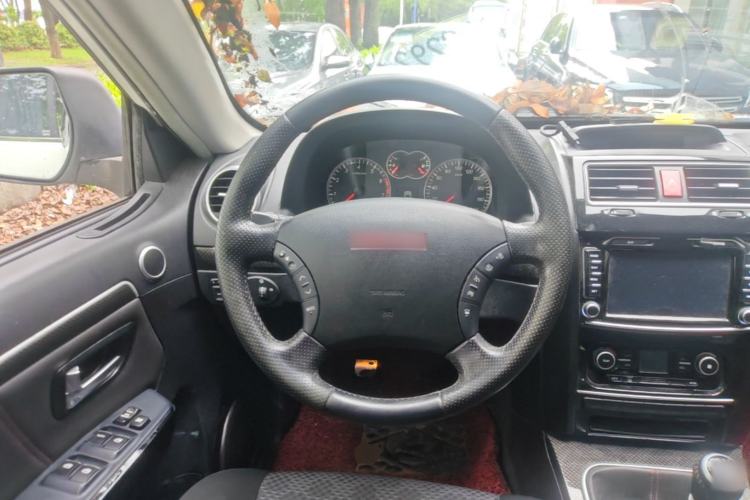Used Haval H5 Classic 2015 2.0T Manual Two-Wheel Drive Advanced Version Steering Wheel