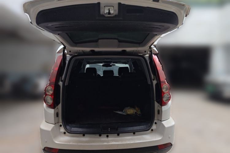 Used Haval H5 Classic 2015 2.0T Manual 4x4 Prestige Version Trunk
