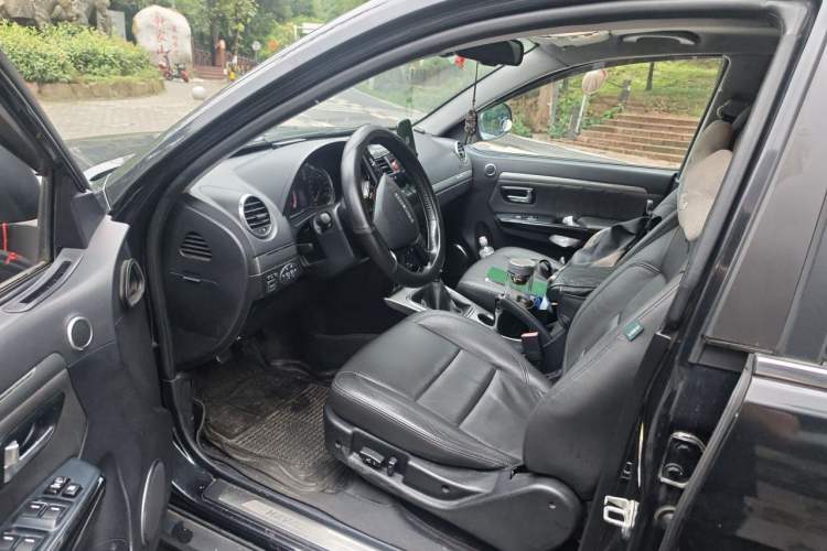 Used Haval H5 Classic 2016 Classic Edition 2.0T Manual Two-Wheel Drive Prestige Model Driver Seat