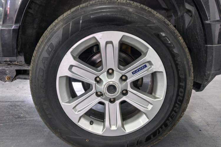 Used Haval H5 Classic 2016 Classic Edition 2.0T Manual 4x4 Elite Model Exterior 6