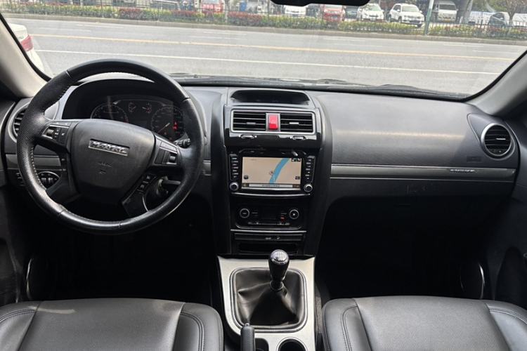 Used Haval H5 Classic 2016 Classic Edition 2.0T Manual Two-Wheel Drive Elite Model Interior 1