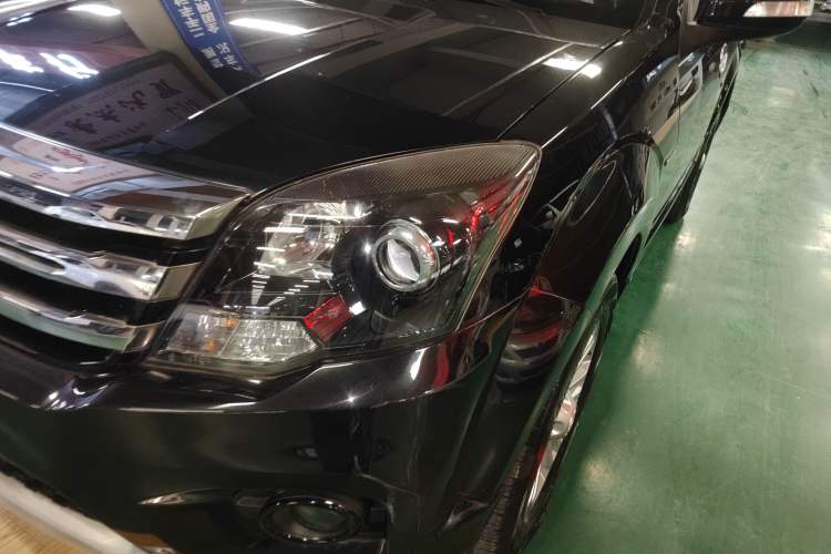Used Haval H5 Classic 2016 Classic Edition 2.0T Manual Two-Wheel Drive Elite Model Left Front Headlight