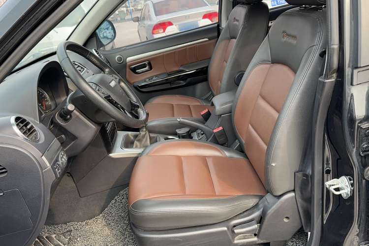 Used Haval H5 Classic 2016 Classic Edition 2.0T Manual Two-Wheel Drive Elite Model Left Front Seat