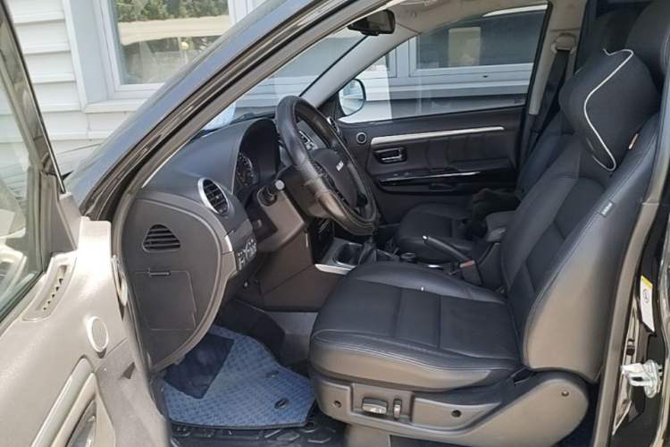 Used Haval H5 Classic 2016 Classic Edition 2.0T Manual Two-Wheel Drive Prestige Model Left Front Seat
