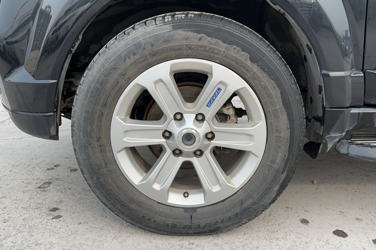 Used Haval H5 Classic 2016 Classic Edition 2.0T Manual Two-Wheel Drive Elite Model Left Front Wheel Hub