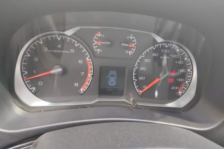 Used Haval H5 Classic 2016 Classic Edition 2.0T Manual 4x4 Prestige Model Odometer Close Up