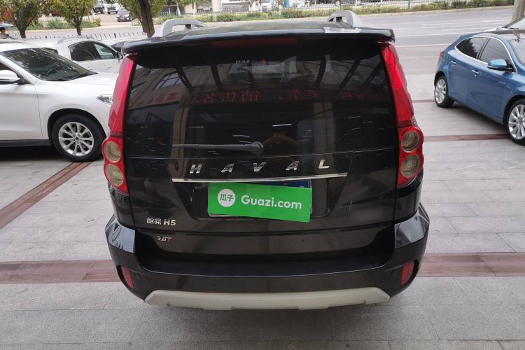 Used Haval H5 Classic 2016 Classic Edition 2.0T Manual Two-Wheel Drive Elite Model Rear