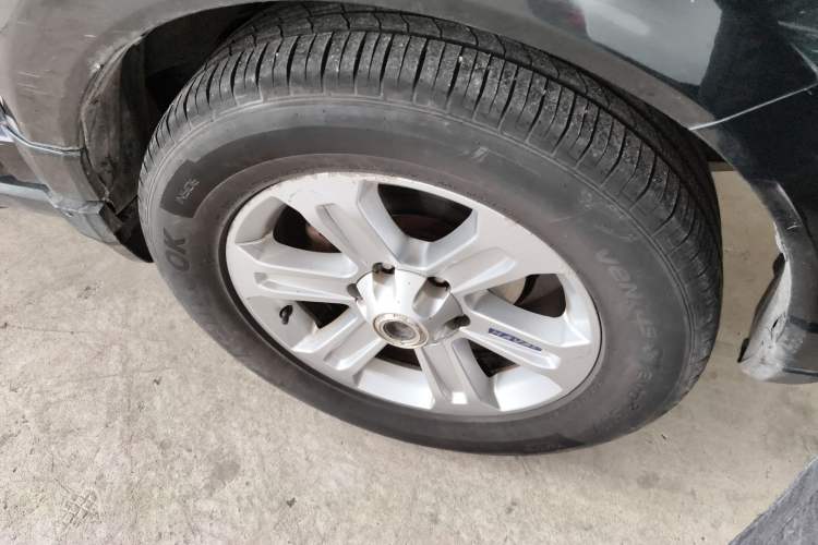 Used Haval H5 Classic 2016 Classic Edition 2.0T Manual Two-Wheel Drive Elite Model Right Front Wheel Hub