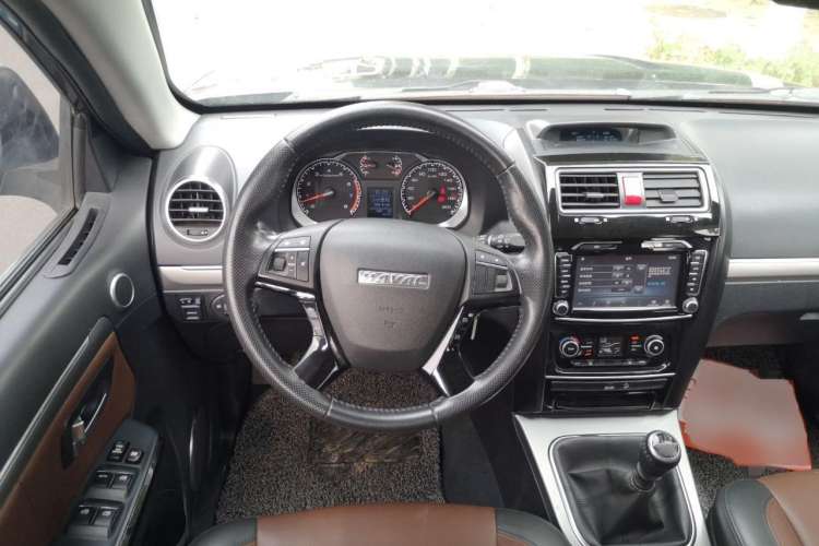 Used Haval H5 Classic 2016 Classic Edition 2.0T Manual Two-Wheel Drive Elite Model Steering Wheel