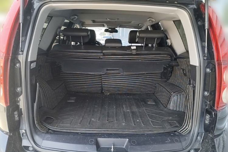 Used Haval H5 Classic 2016 Classic Edition 2.0T Manual Two-Wheel Drive Prestige Model Trunk