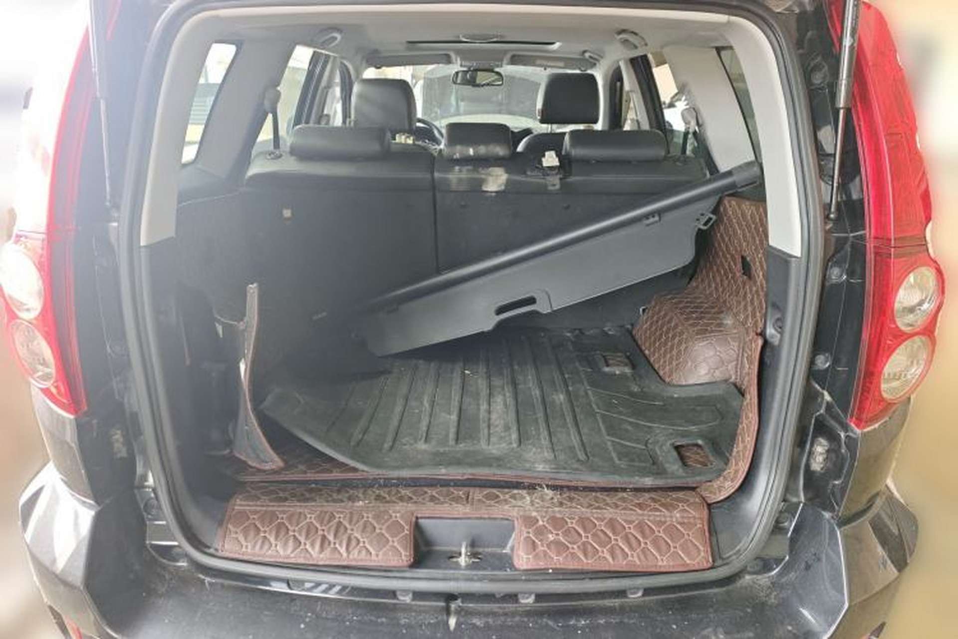 Used Haval H5 Classic 2016 Classic Edition 2.0T Manual 4x4 Prestige Model Trunk