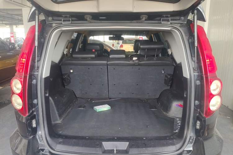 Used Haval H5 Classic 2016 Classic Edition 2.0T Manual 4x4 Elite Model Trunk