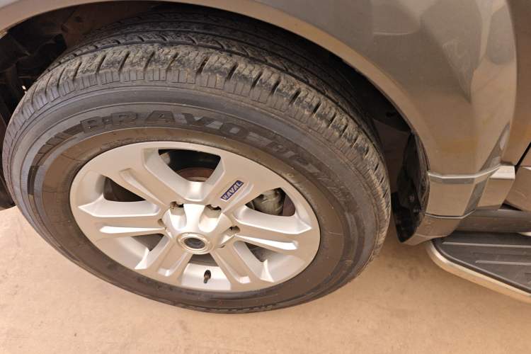 Used Haval H5 Classic 2016 Classic Edition 2.0T Manual 4x4 Prestige Model Left Front Wheel Hub