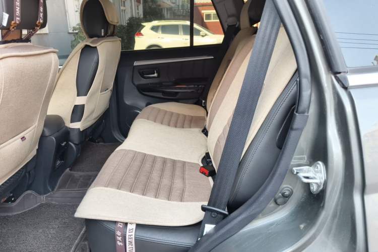 Used Haval H5 Classic 2016 Classic Edition 2.0T Manual 4x4 Prestige Model Left Rear Seat