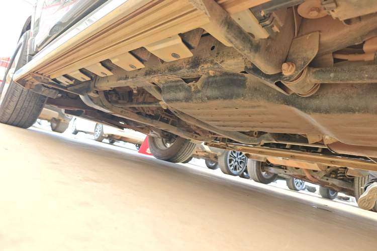 Used Haval H5 Classic 2016 Classic Edition 2.0T Manual 4x4 Prestige Model Left Side Sill