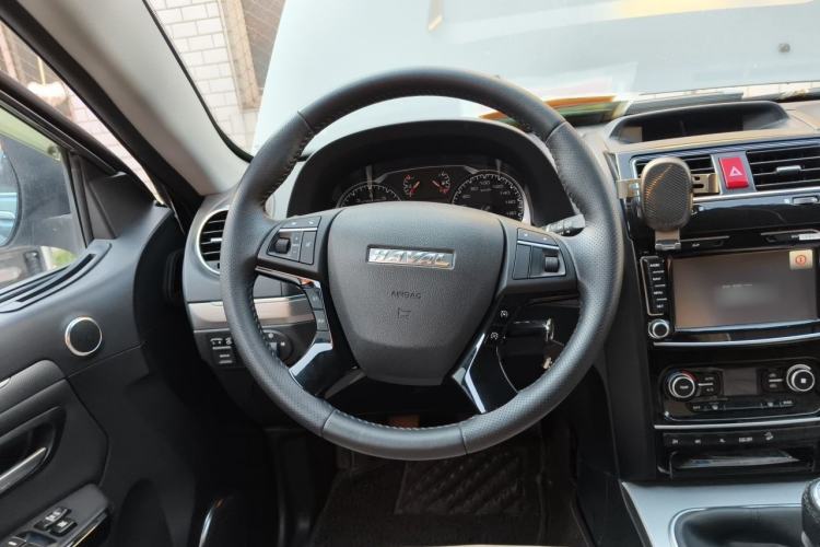 Used Haval H5 Classic 2016 Classic Edition 2.0T Manual 4x4 Prestige Model Steering Wheel