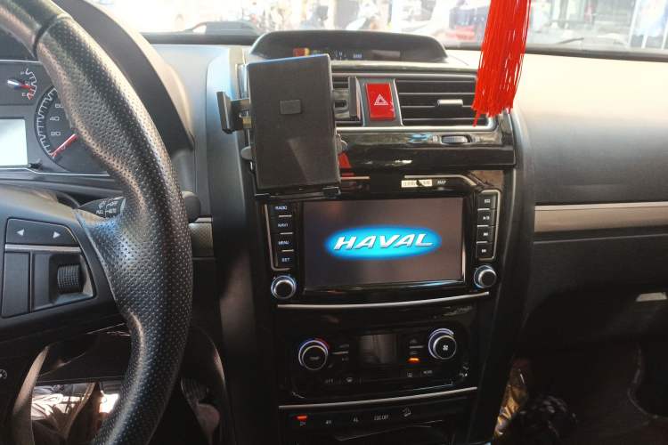 Used Haval H5 Classic 2016 Classic Edition 2.0T Manual 4x4 Prestige Model Audio And AC Panel