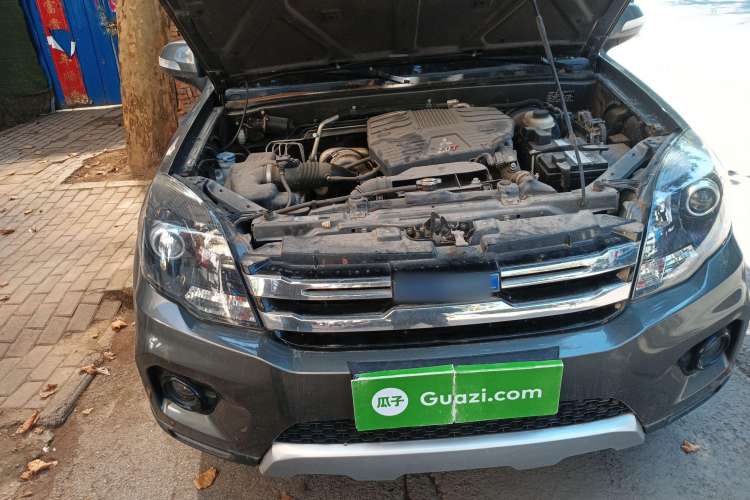 Used Haval H5 Classic 2016 Classic Edition 2.0T Manual 4x4 Prestige Model Engine Bay Right