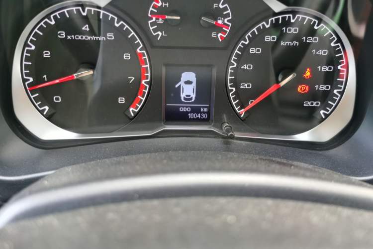 Used Haval H5 Classic 2016 Classic Edition 2.0T Manual 4x4 Prestige Model Odometer Close Up