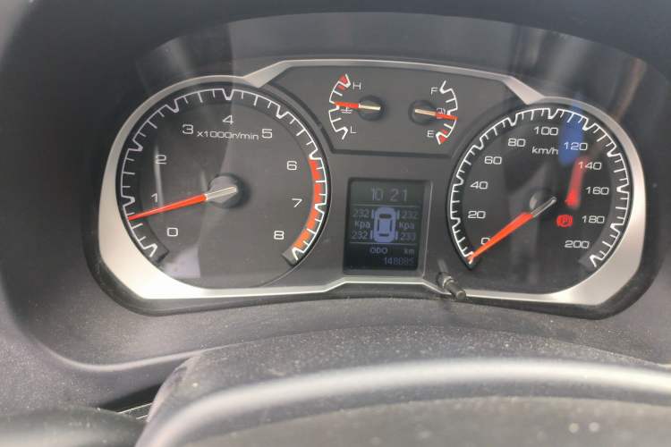 Used Haval H5 Classic 2016 Classic Edition 2.0T Manual 4x4 Prestige Model Odometer Close Up