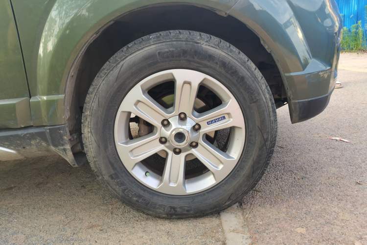 Used Haval H5 Classic 2016 Classic Edition 2.0T Manual Two-Wheel Drive Elite Model Right Front Wheel Hub