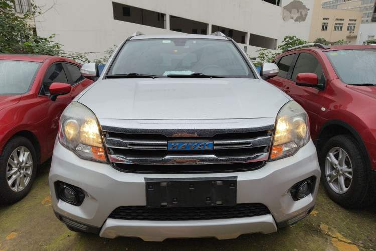 Used Haval H5 Classic 2016 Classic Edition 2.0T Manual Two-Wheel Drive Elite Model Exterior 1