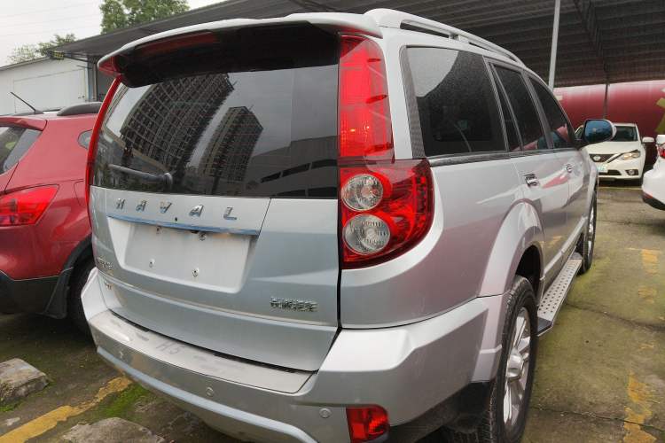 Used Haval H5 Classic 2016 Classic Edition 2.0T Manual Two-Wheel Drive Elite Model Exterior 5