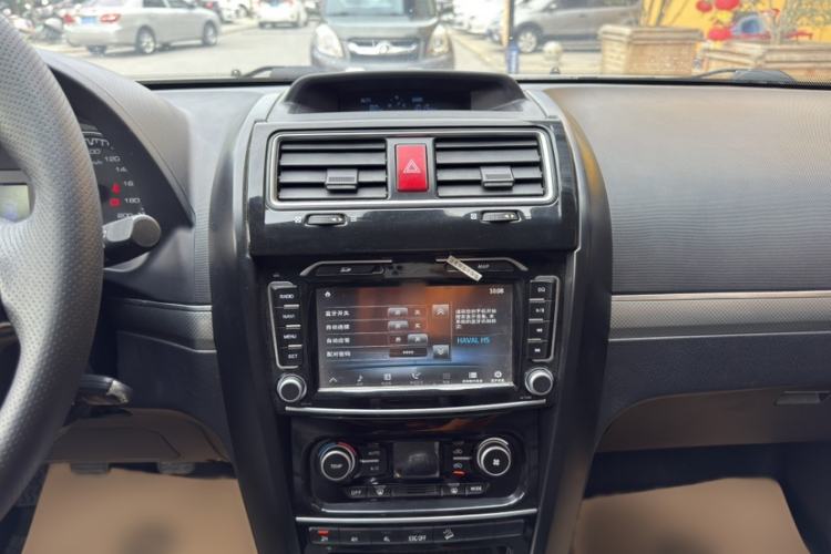 Used Haval H5 Classic 2016 Classic Edition 2.0T Manual 4x4 Prestige Model Audio And AC Panel