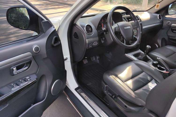 Used Haval H5 Classic 2016 Classic Edition 2.0T Manual 4x4 Prestige Model Driver Seat