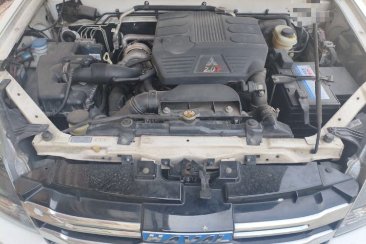 Used Haval H5 Classic 2016 Classic Edition 2.0T Manual 4x4 Prestige Model Engine Bay