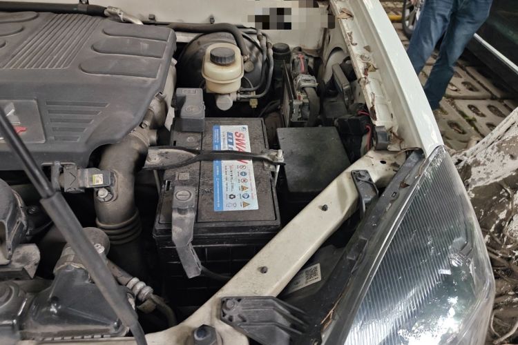 Used Haval H5 Classic 2016 Classic Edition 2.0T Manual 4x4 Prestige Model Engine Bay Left