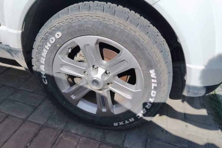 Used Haval H5 Classic 2016 Classic Edition 2.0T Manual 4x4 Prestige Model Exterior 1