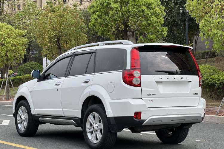 Used Haval H5 Classic 2016 Classic Edition 2.0T Manual Two-Wheel Drive Elite Model Exterior 3