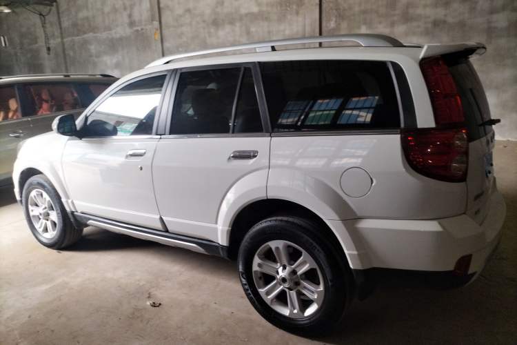 Used Haval H5 Classic 2016 Classic Edition 2.0T Manual 4x4 Prestige Model Exterior 3