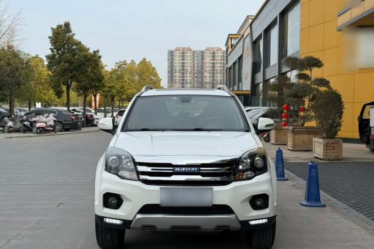 Used Haval H5 Classic 2016 Classic Edition 2.0T Manual 4x4 Prestige Model Exterior 3