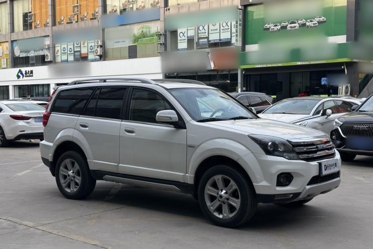 Used Haval H5 Classic 2016 Classic Edition 2.0T Manual 4x4 Prestige Model Exterior 4