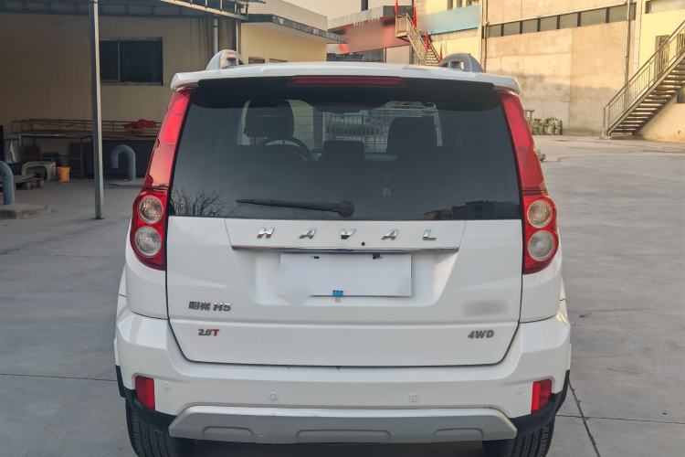 Used Haval H5 Classic 2016 Classic Edition 2.0T Manual 4x4 Prestige Model Exterior 5