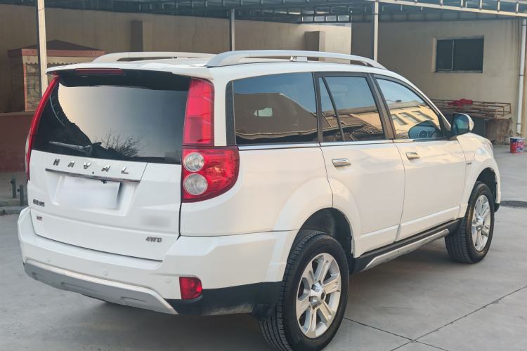 Used Haval H5 Classic 2016 Classic Edition 2.0T Manual 4x4 Prestige Model Exterior 6