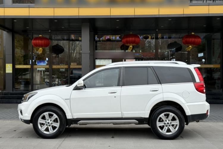 Used Haval H5 Classic 2016 Classic Edition 2.0T Manual 4x4 Prestige Model Exterior 6